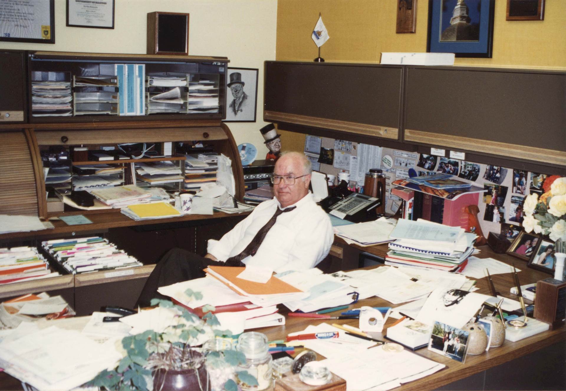 a photo of lee dondanville in 1995 near retirement
