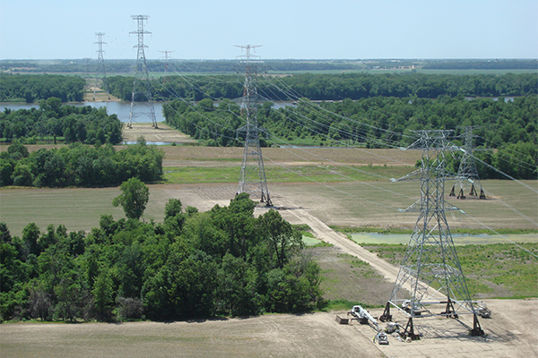 Ameren Illinois Rivers transmission line river crossings | Hanson  Professional Services Inc.