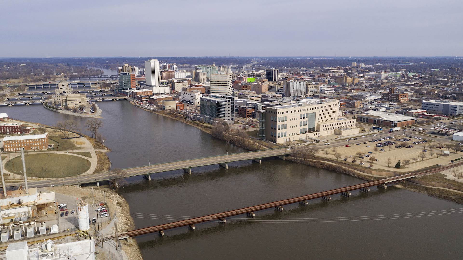 Aerial view of the Cedar River running through downtown Cedar Rapids, Iowa