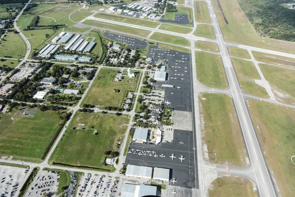 Aerial photograph of Vero Beach Regional Airport in Vero Beach, Florida