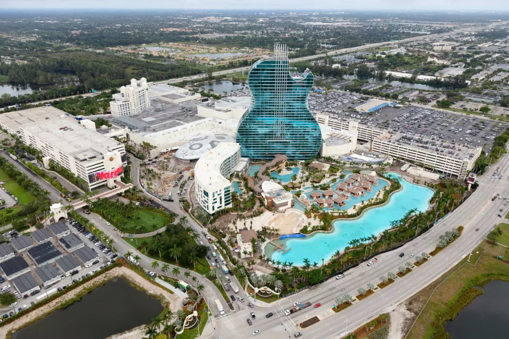 Seminole Gaming chose Hanson to provide commissioning of mechanical, electrical and plumbing (MEP) systems for its $1.5 billion renovation and expansion of its Hard Rock Hotel & Casino in Hollywood, Florida.