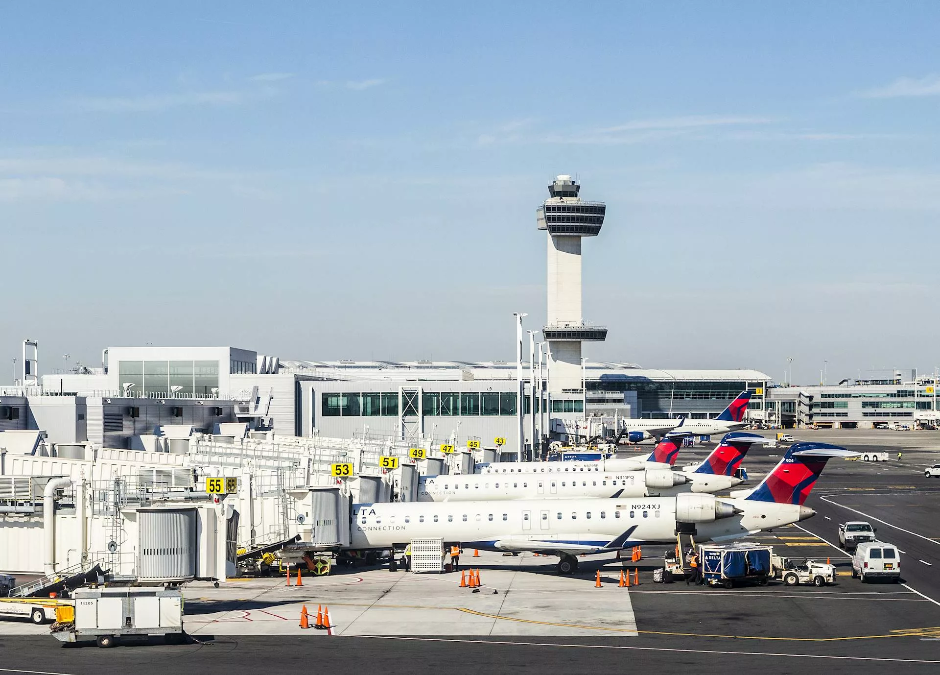 SEC-AAAE-stock-image