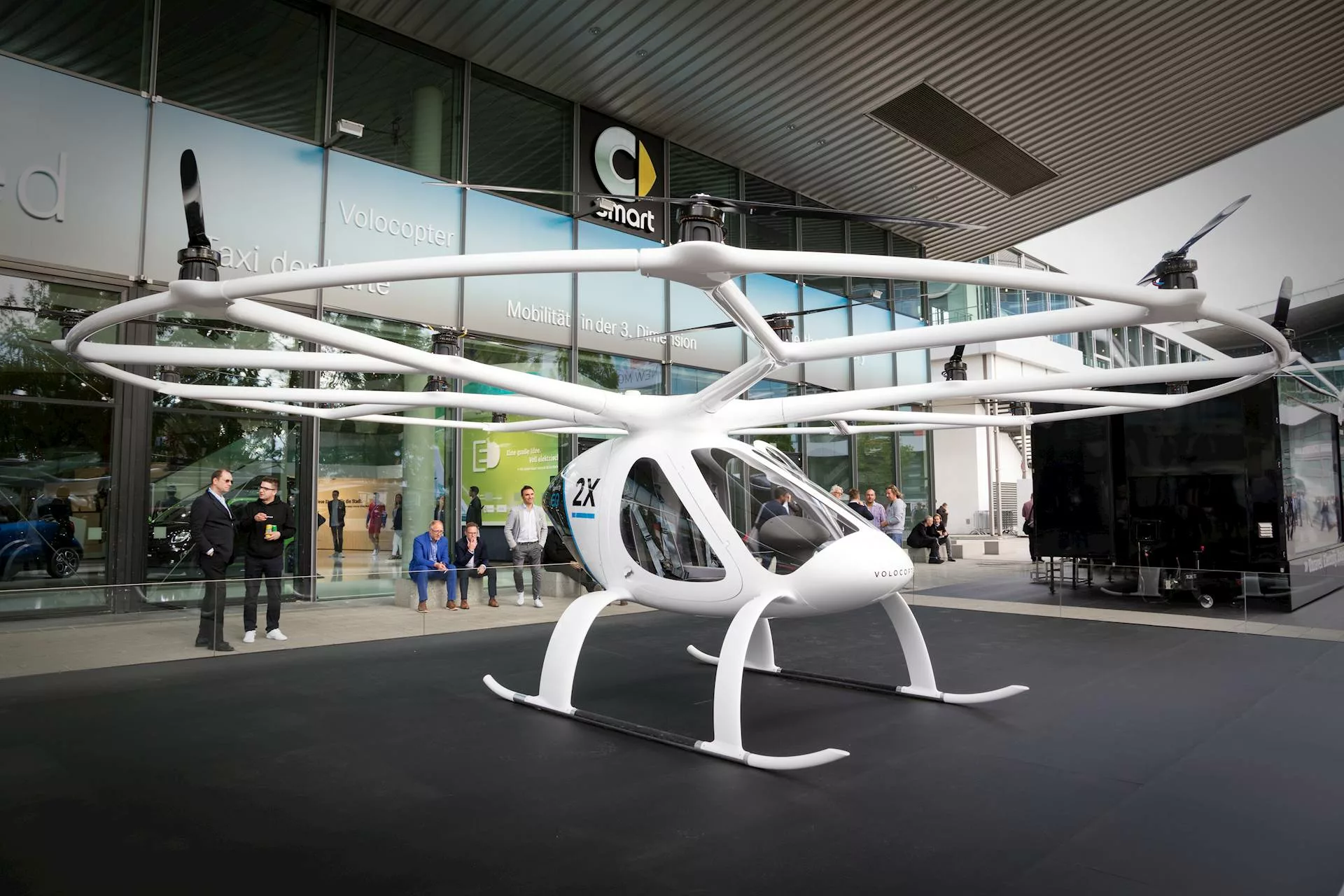 bigstock-Volocopter-Fully-Electric-Vtol-209916523