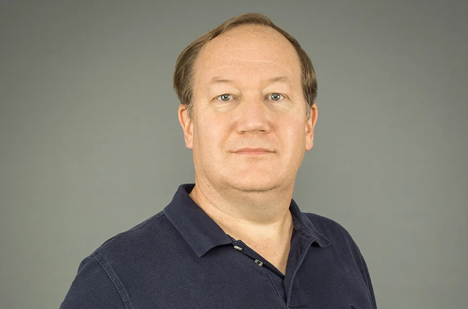 headshot of Robert Chantome
