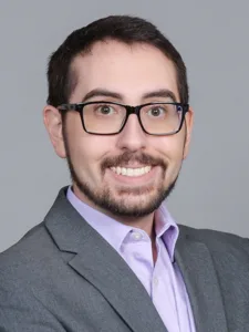 headshot of Rodrigo Zambrano