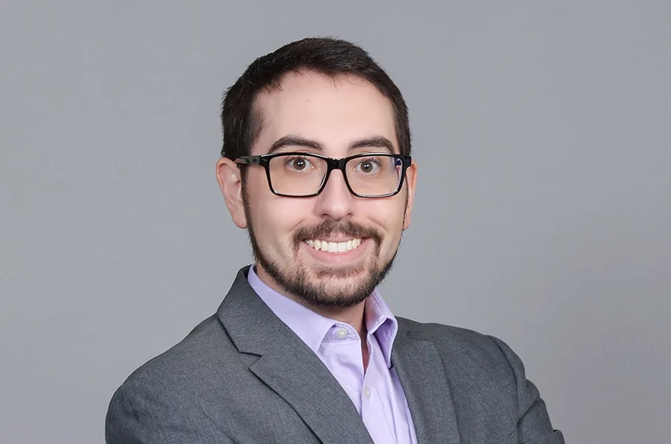 headshot of Rodrigo Zambrano