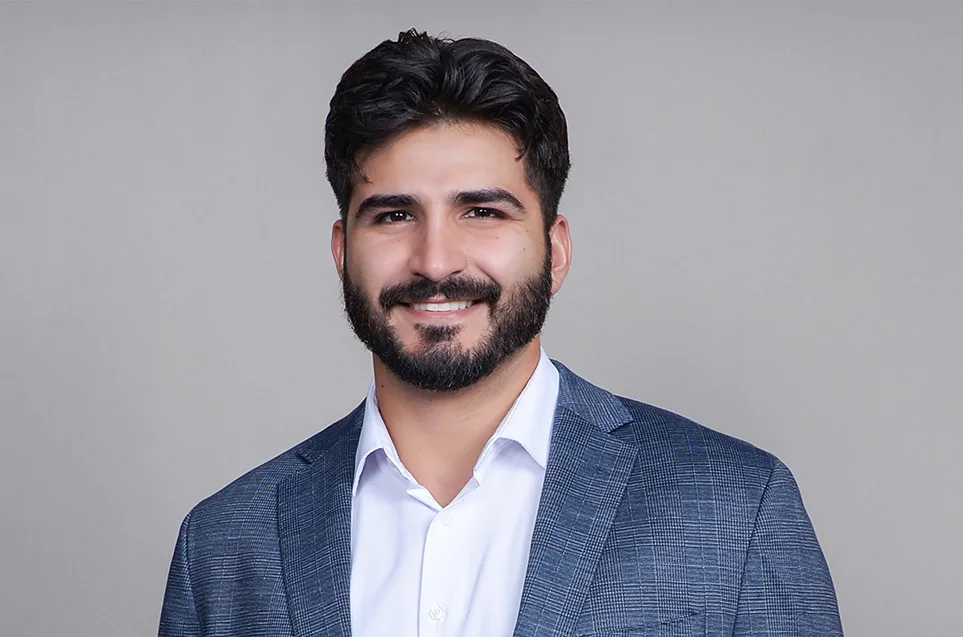 headshot of Romeo Barrera