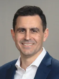 headshot of Bradley Perrott