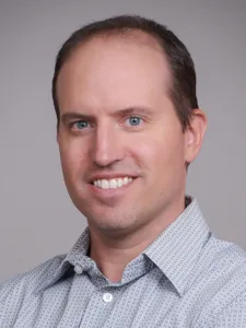 headshot of Clint Woods