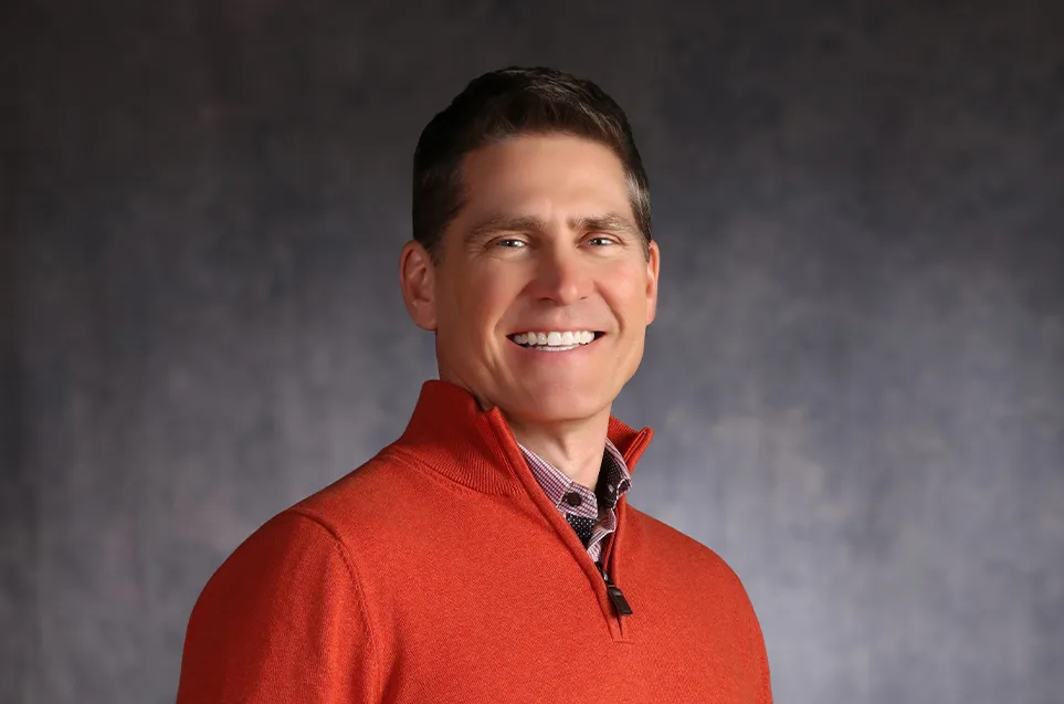 headshot of Paul Mueller