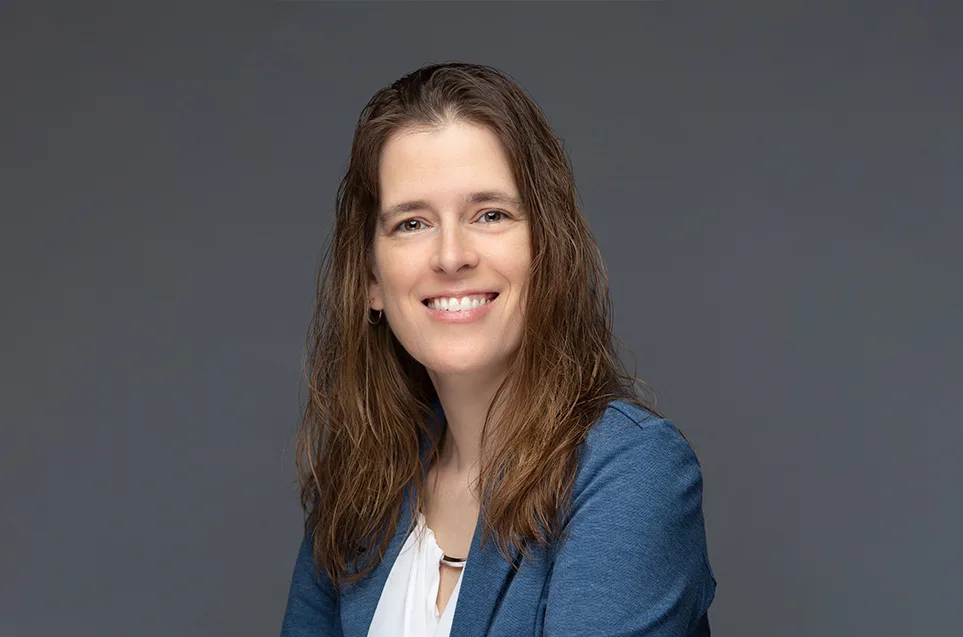 headshot of Amber Petkevicius