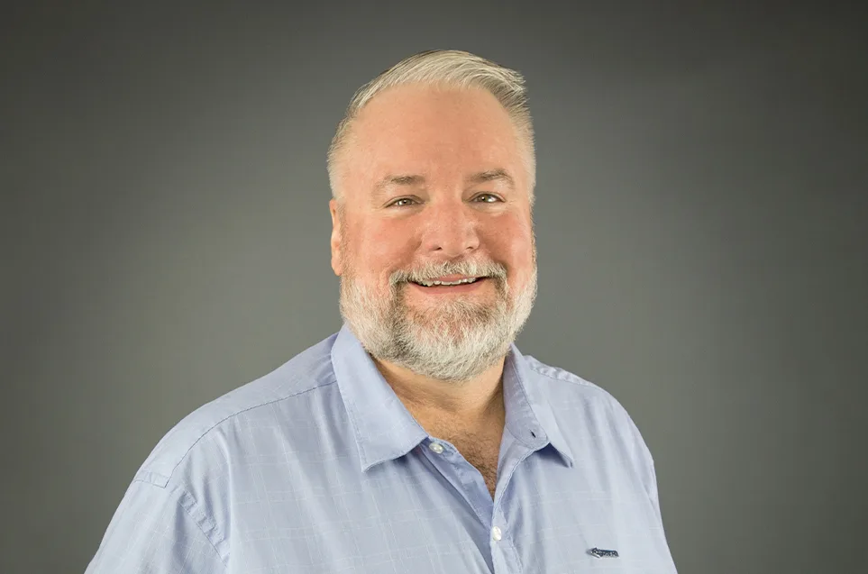 headshot of Lee Bloome