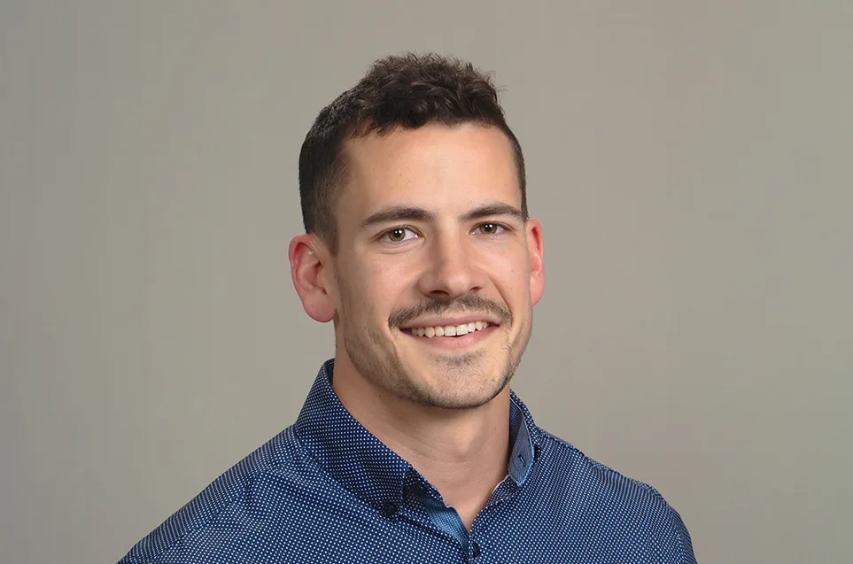 headshot of Derek Betz